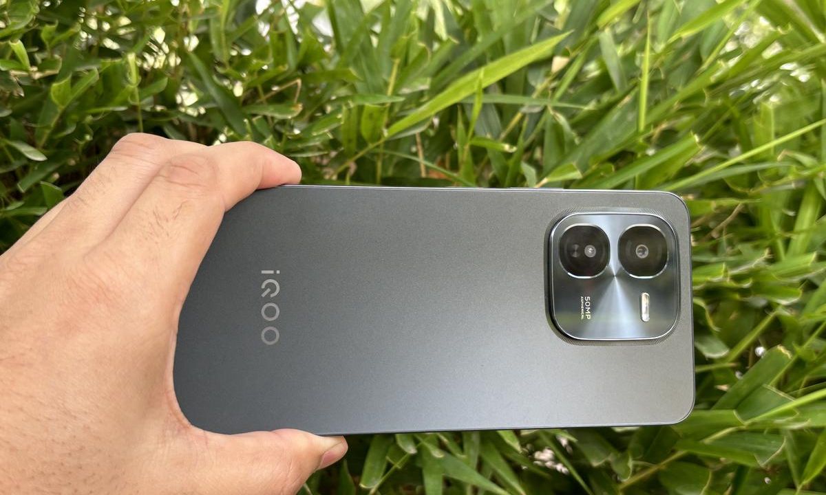 कम बजट में शानदार स्मार्टफोन खरीदने का सही मौका, iQOO Z9x 5G पर 1,500 रुपये की छूट